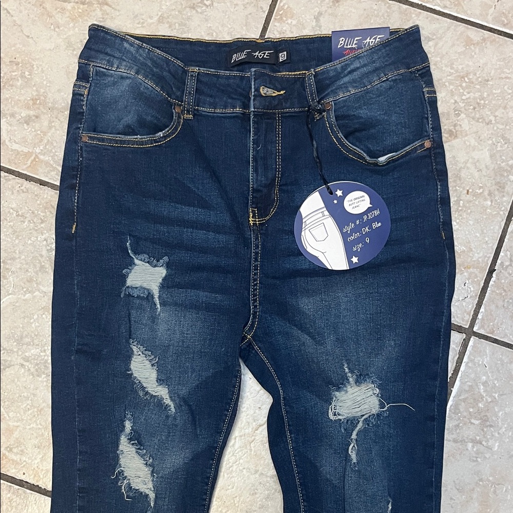 Blue Age Distressed Blue skinny  Jeans 9 NWT